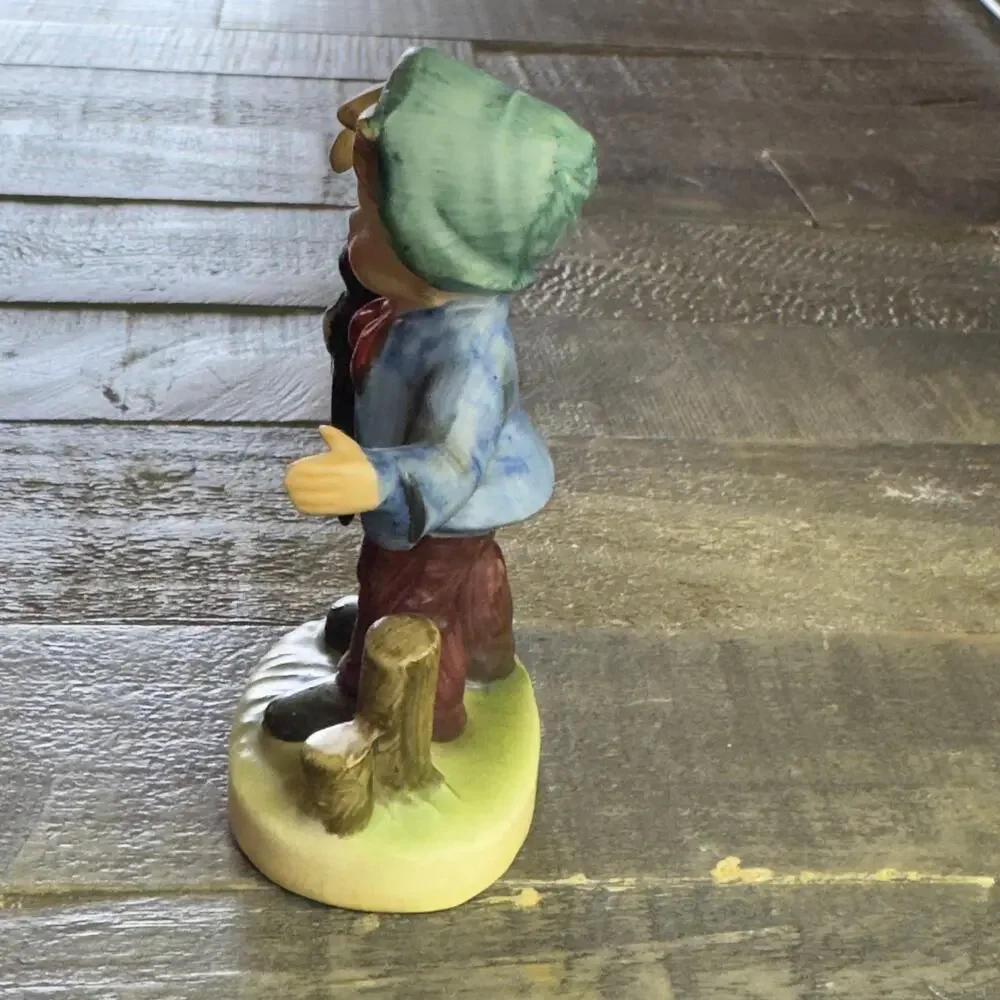 Vintage Inarco Figurine Boy With Umbrella # E4713‎ 3.5